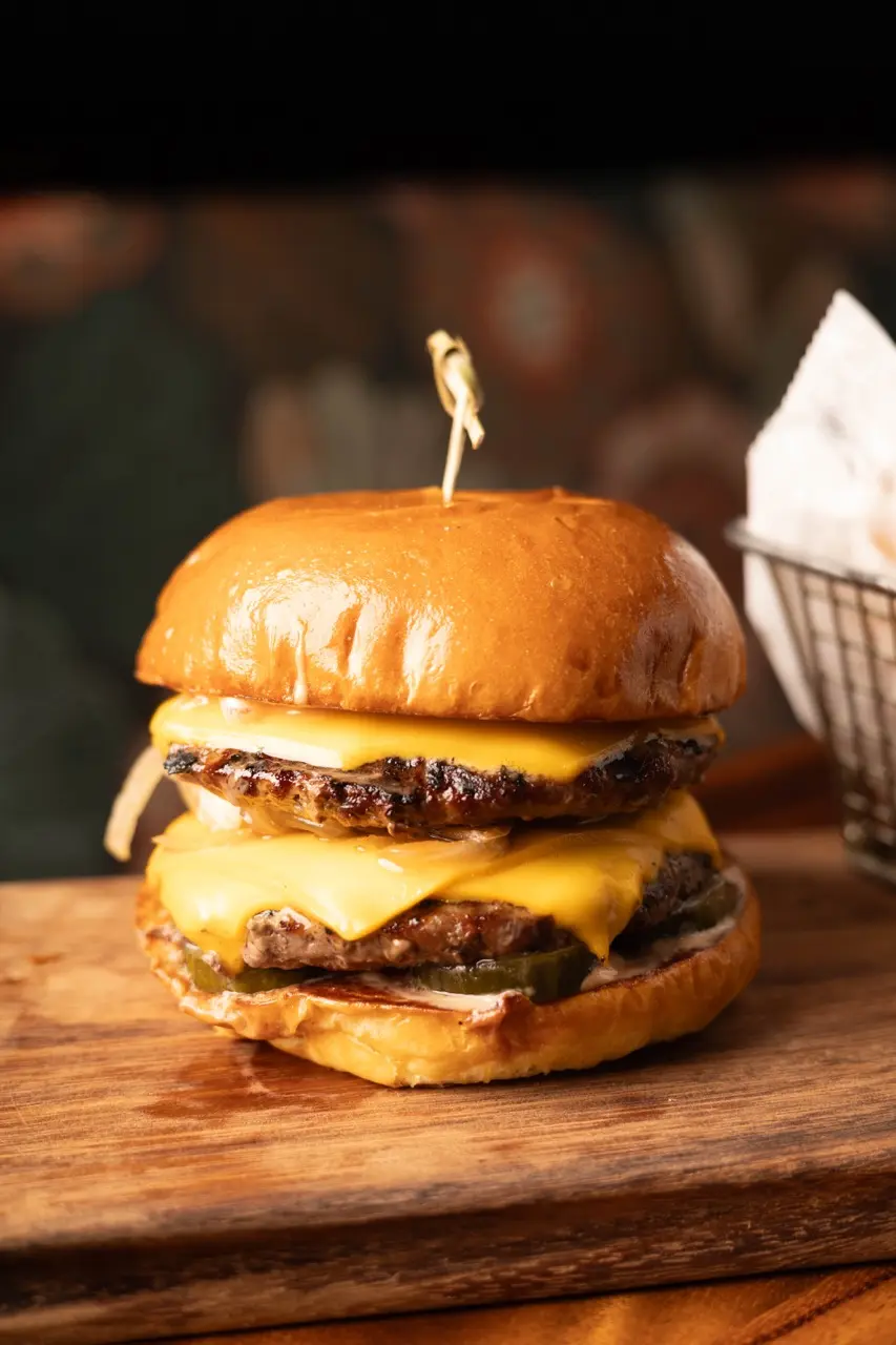 Double Cheeseburger